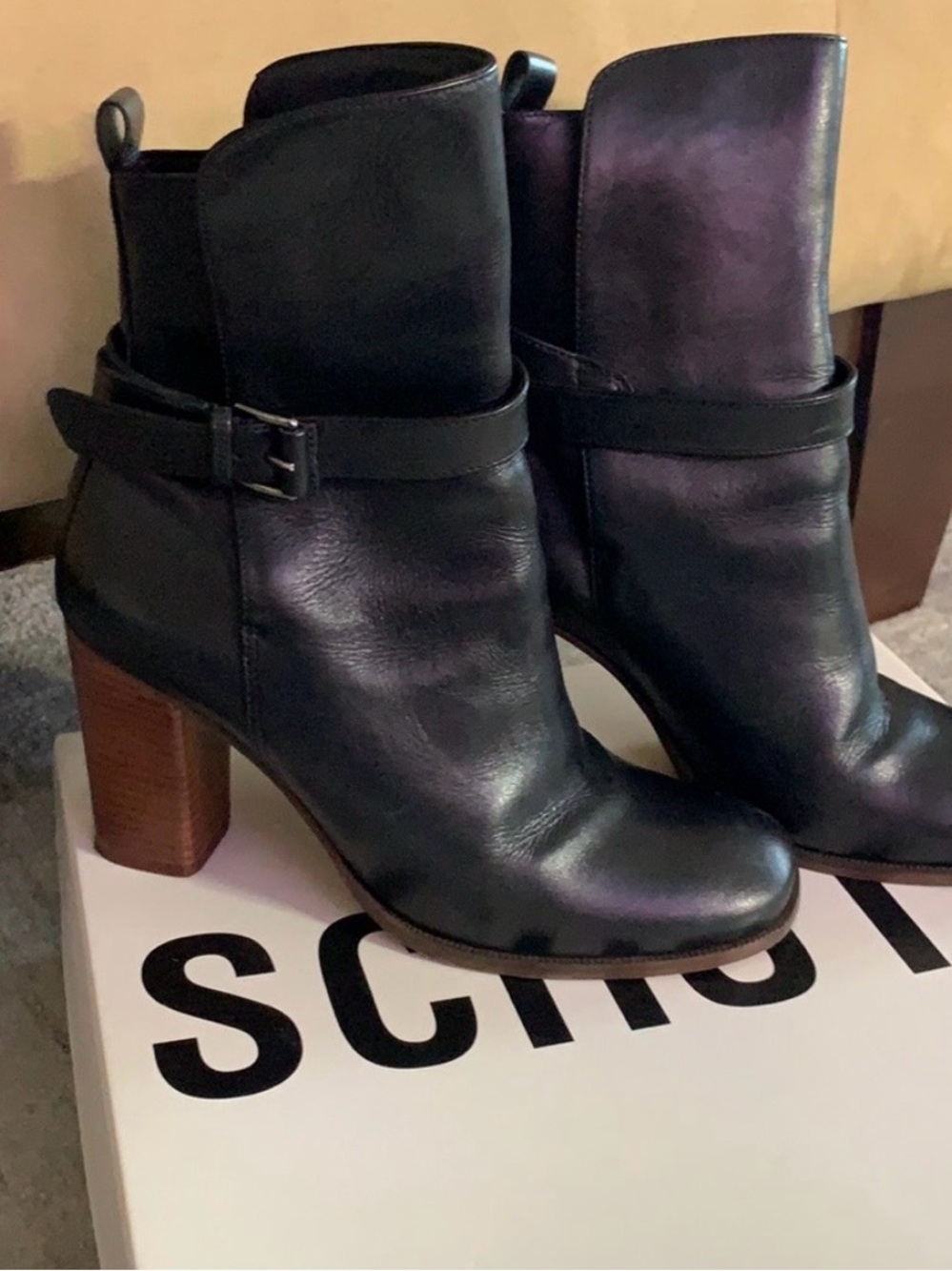 Schutz size 9 Women's Black Leather Block Heel Ankle Boots